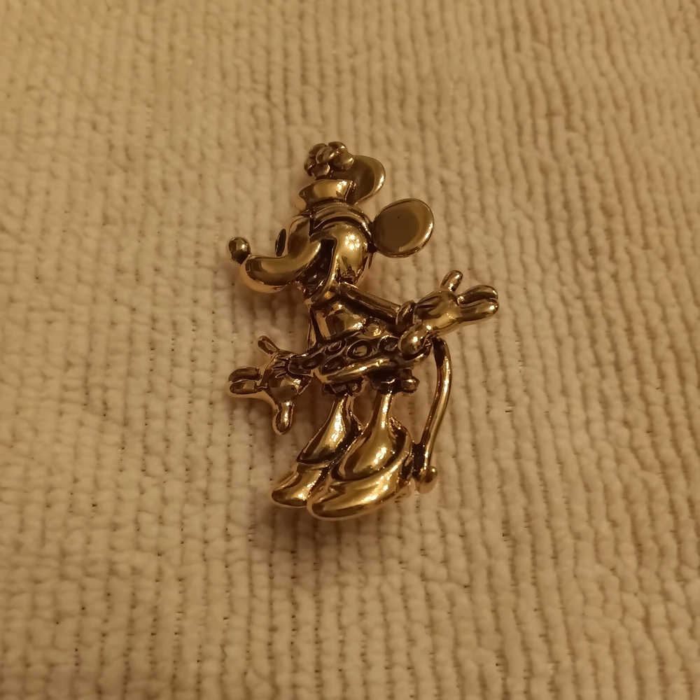 Vintage Disney Minnie Mouse brooch pin, designed by Napier